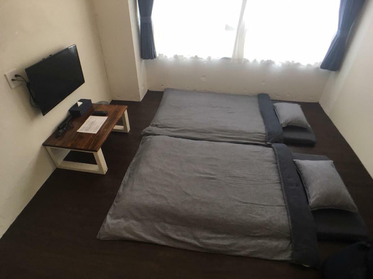 Guest House Golden Mile Hostel Амамі Екстер'єр фото